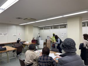 シェイクアウト訓練の様子